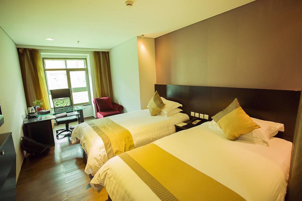 Fx Hotel Xujiahui - Shanghai Stadium Branch Экстерьер фото