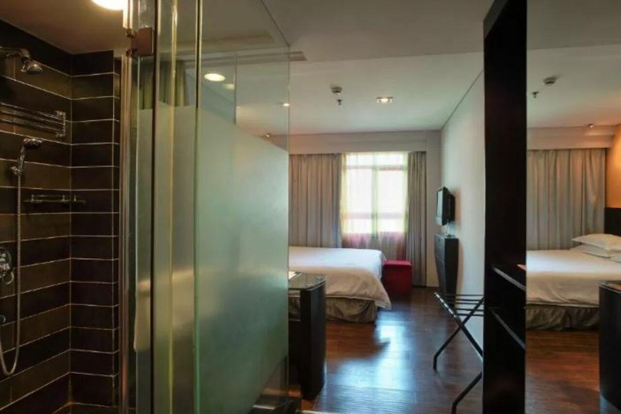Fx Hotel Xujiahui - Shanghai Stadium Branch Экстерьер фото