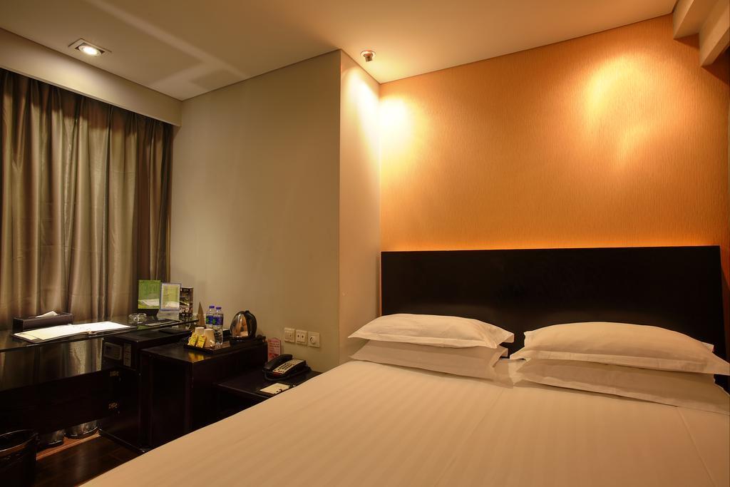 Fx Hotel Xujiahui - Shanghai Stadium Branch Экстерьер фото