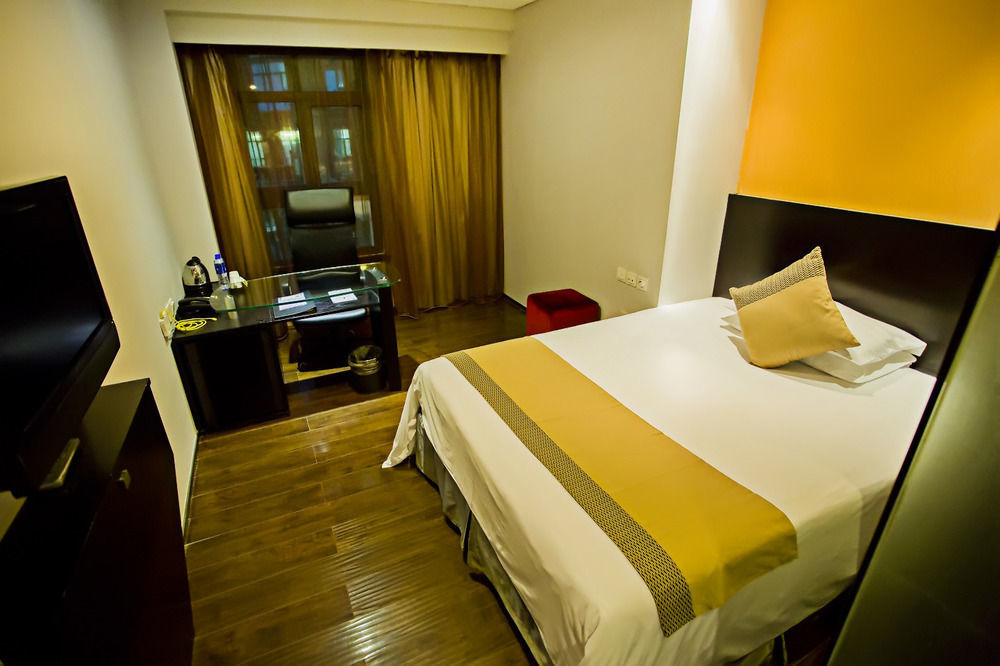 Fx Hotel Xujiahui - Shanghai Stadium Branch Экстерьер фото