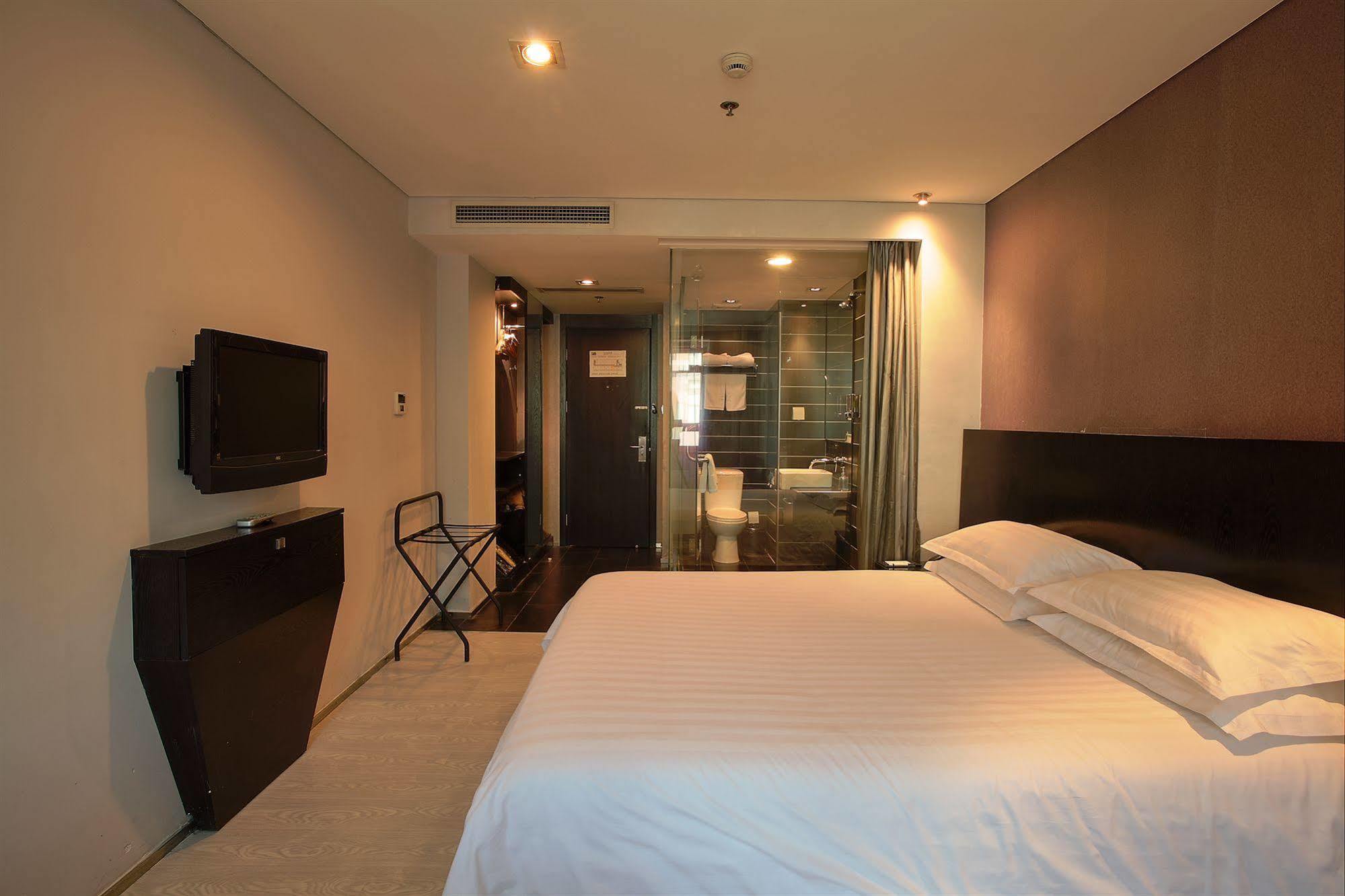 Fx Hotel Xujiahui - Shanghai Stadium Branch Экстерьер фото