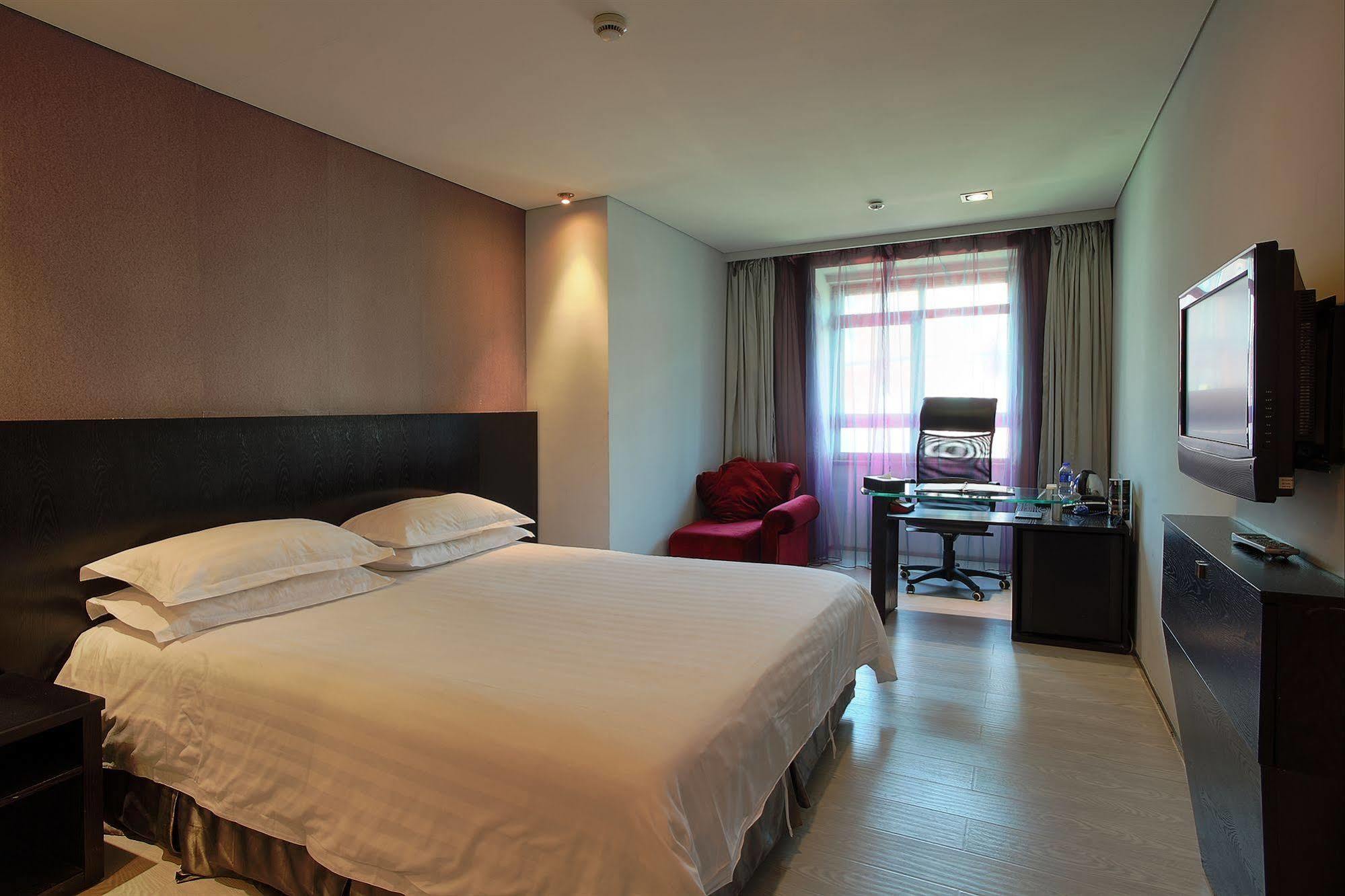 Fx Hotel Xujiahui - Shanghai Stadium Branch Экстерьер фото
