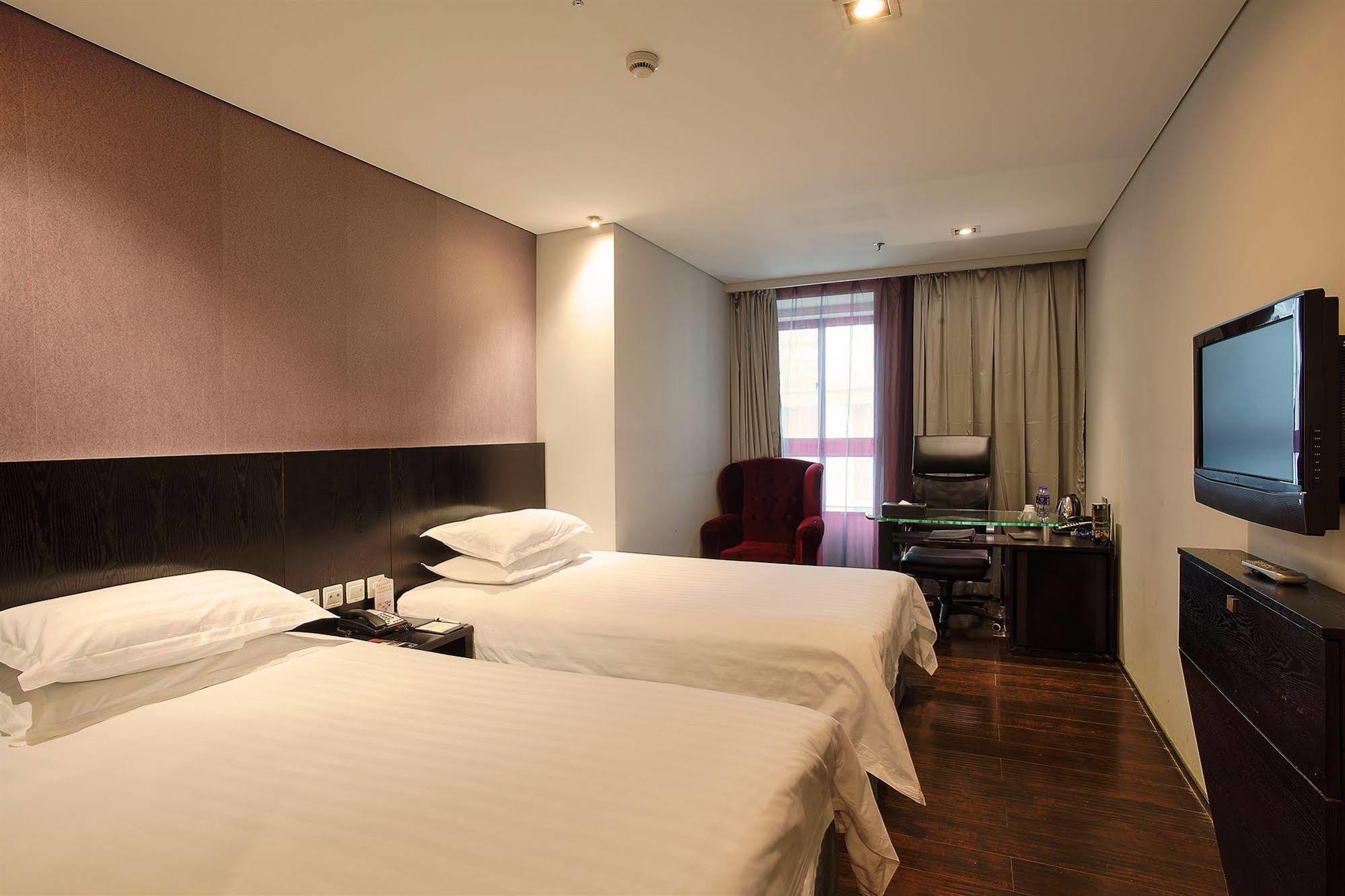 Fx Hotel Xujiahui - Shanghai Stadium Branch Экстерьер фото