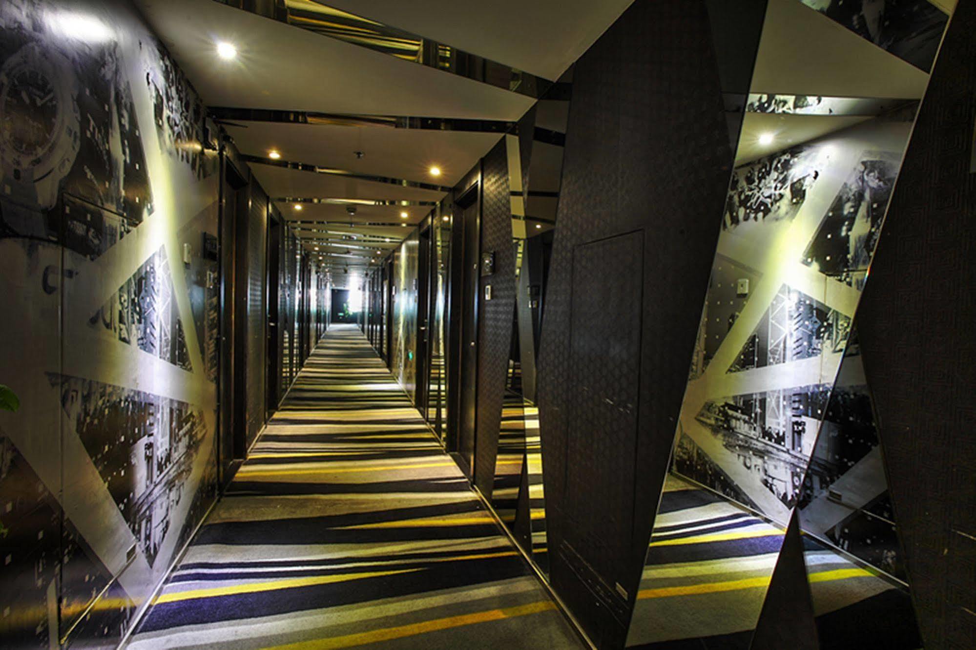 Fx Hotel Xujiahui - Shanghai Stadium Branch Экстерьер фото